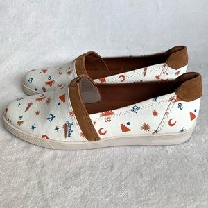 ZODIAC VANE A-LINE SLIP-ON